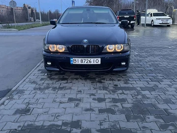 Авто BMW 5 Series 2001 № 8280828