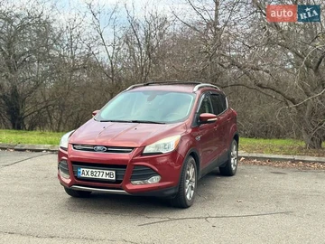 Авто Ford Escape 2013 № 8281136