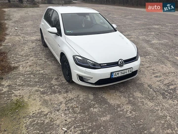 Авто Volkswagen E-Golf 2020 № 8281266