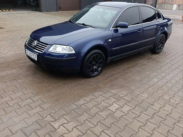 Авто Volkswagen Passat 2001 № 8281532