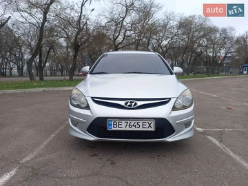 Авто Hyundai I30 2010 № 8281722