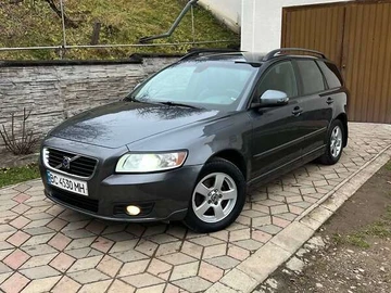 Авто Volvo V50 2009 № 8281817