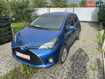 Авто Toyota Yaris 2015 № 8282033