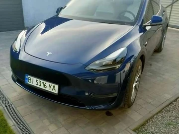 Авто Tesla Model Y 2022 № 8282410
