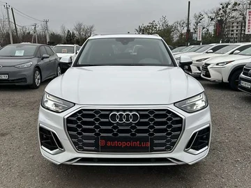 Авто Audi Q5 2022 № 8282414
