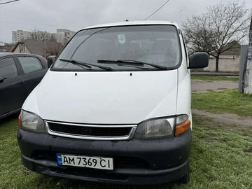 Авто Toyota Hiace 1999 № 8282440