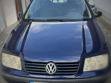 Авто Volkswagen Bora 2001 № 8282443