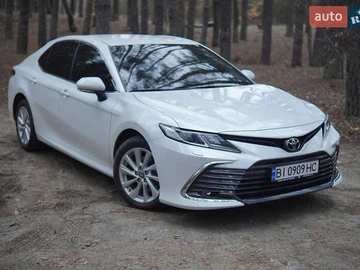Авто Toyota Camry 2023 № 8282800