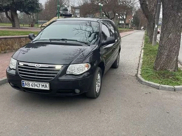Авто Chrysler Voyager 2005 № 8283419
