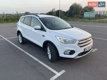 Авто Ford Escape 2017 № 8283872