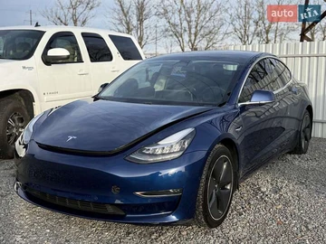 Авто Tesla Model 3 2019 № 8283887