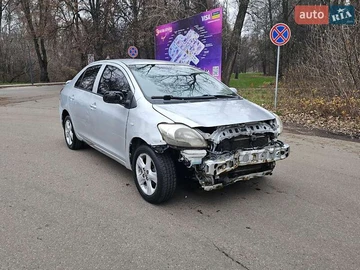Авто Toyota Yaris 2007 № 8284418