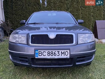 Авто Skoda Superb 2002 № 8284623