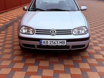 Авто Volkswagen Golf 2000 № 8284626