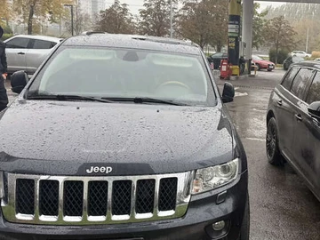 Авто Jeep Grand Cherokee 2012 № 8284896
