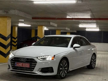 Авто Audi A4 2020 № 8284917
