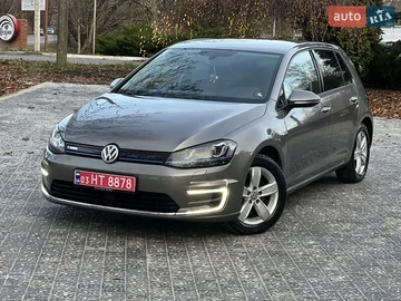 Авто Volkswagen E-Golf 2016 № 8284999