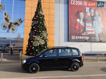 Авто Volkswagen Touran 2005 № 8285235