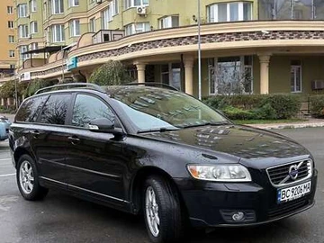 Авто Volvo V50 2012 № 8285249