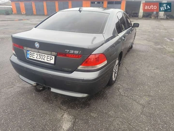 Авто BMW 7 Series 2003 № 8285256