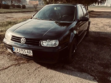 Авто Volkswagen Golf 2001 № 8285422