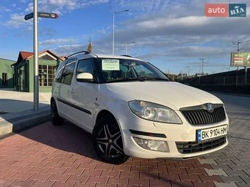 Авто Skoda Roomster 2012 № 8285437