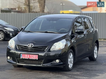 Авто Toyota Verso 2010 № 8285472