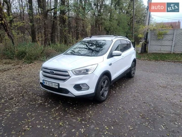 Авто Ford Kuga 2017 № 8285477