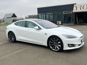 Авто Tesla Model S 2019 № 8285495