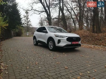 Авто Ford Escape 2023 № 8285496