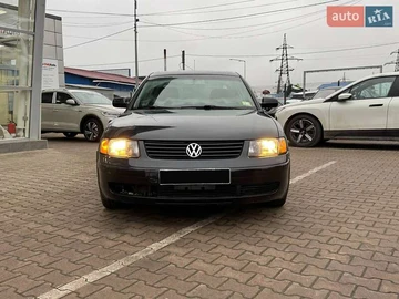 Авто Volkswagen Passat 2001 № 8285682