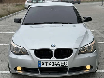 Авто BMW 5 Series 2004 № 8285999
