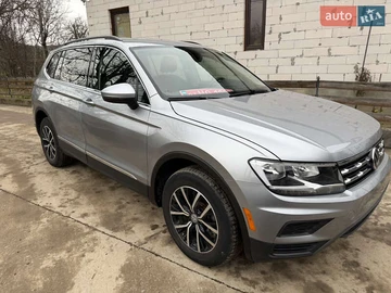 Авто Volkswagen Tiguan 2021 № 8286191