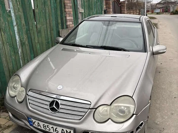 Авто Mercedes C-Class 2005 № 8286343