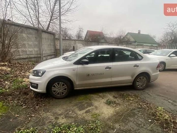 Авто Volkswagen Polo 2017 № 8286494