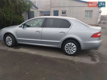 Авто Skoda Superb 2013 № 8286603