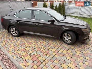 Авто Skoda Superb 2017 № 8286667
