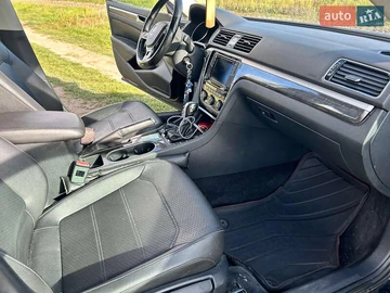 Авто Volkswagen Passat 2017 № 8286856