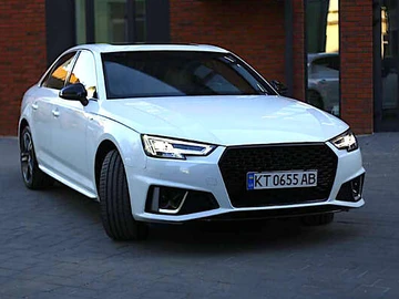 Авто Audi A4 2016 № 8286879