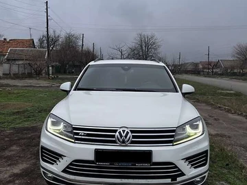 Авто Volkswagen Touareg 2016 № 8286938