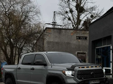 Авто Toyota Tundra 2018 № 8287062