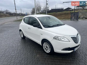 Авто Lancia Ypsilon 2013 № 8287236