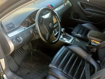 Авто Volkswagen Passat 2009 № 8287363