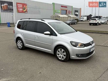 Авто Volkswagen Touran 2012 № 8287501