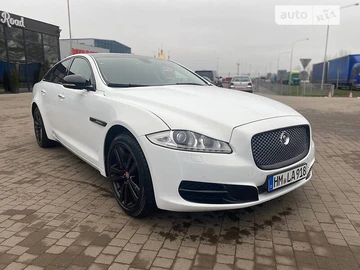 Авто Jaguar Xj 2011 № 8287695