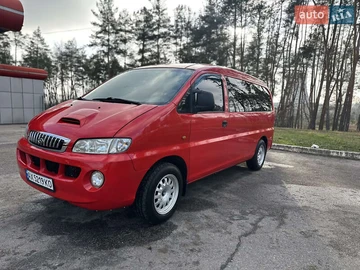 Авто Hyundai H-1 2005 № 8288047