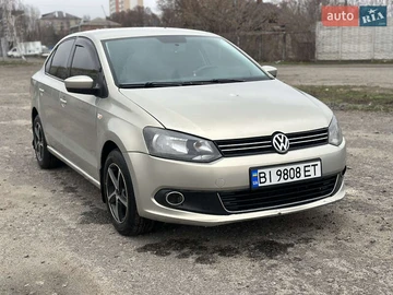 Авто Volkswagen Polo 2012 № 8288059