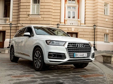 Авто Audi Q7 2015 № 8288390