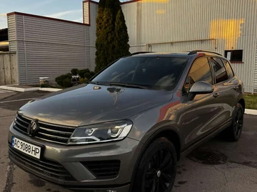 Авто Volkswagen Touareg 2015 № 8288392