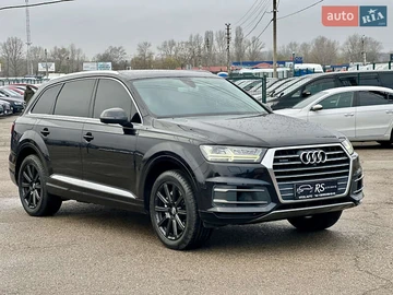 Авто Audi Q7 2017 № 8288400